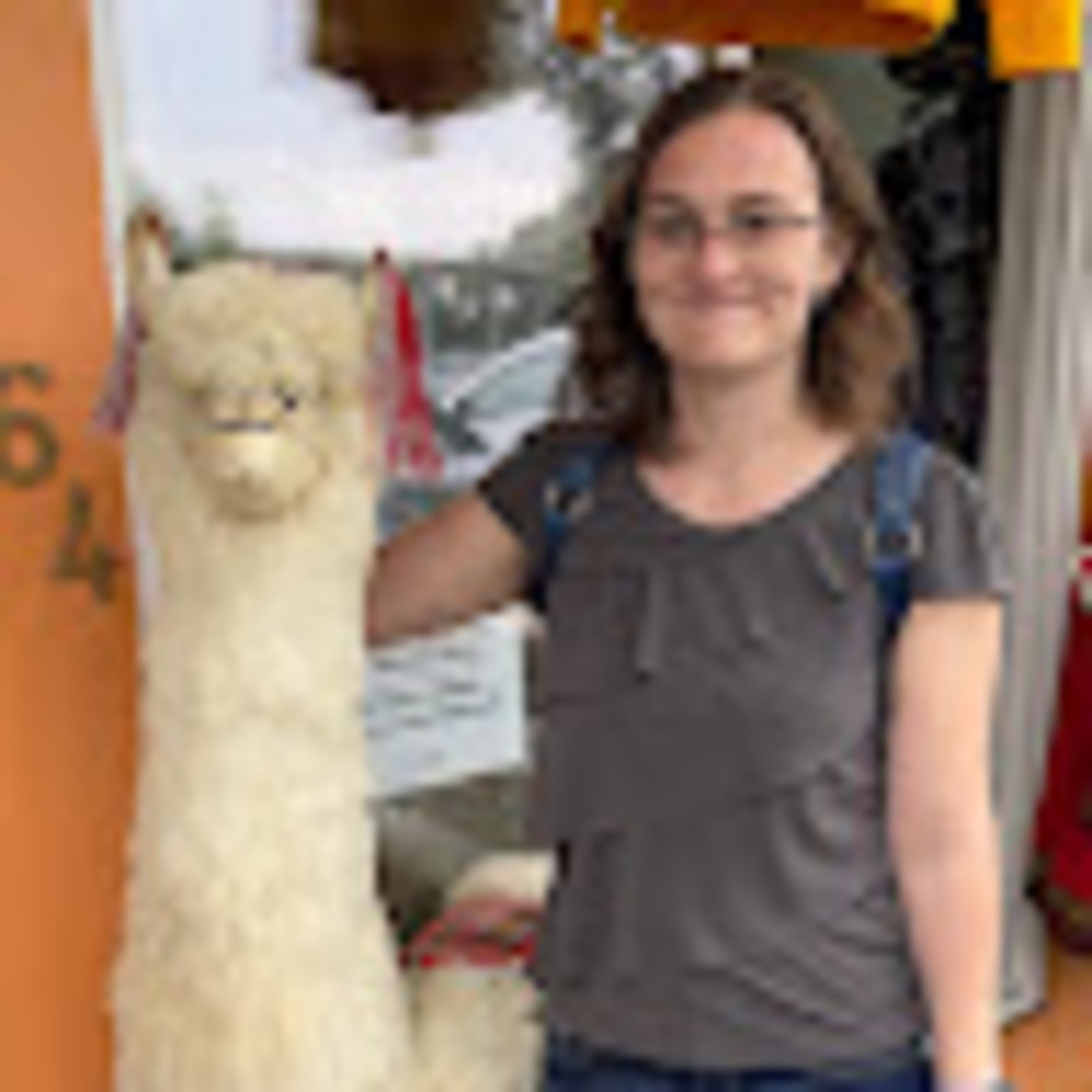 Meet your Posher, Carrie